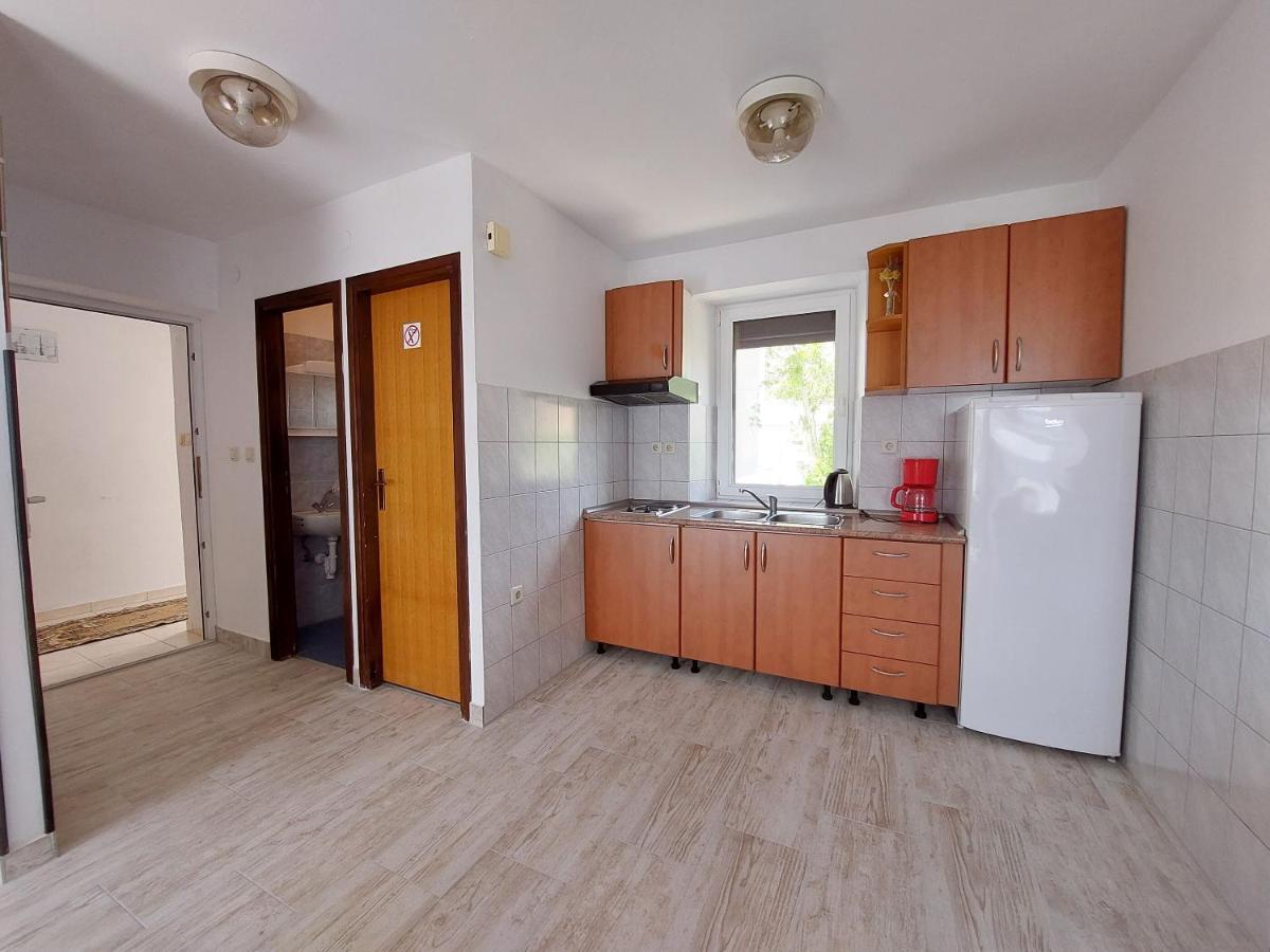 Apartments Ivan Čižići Extérieur photo