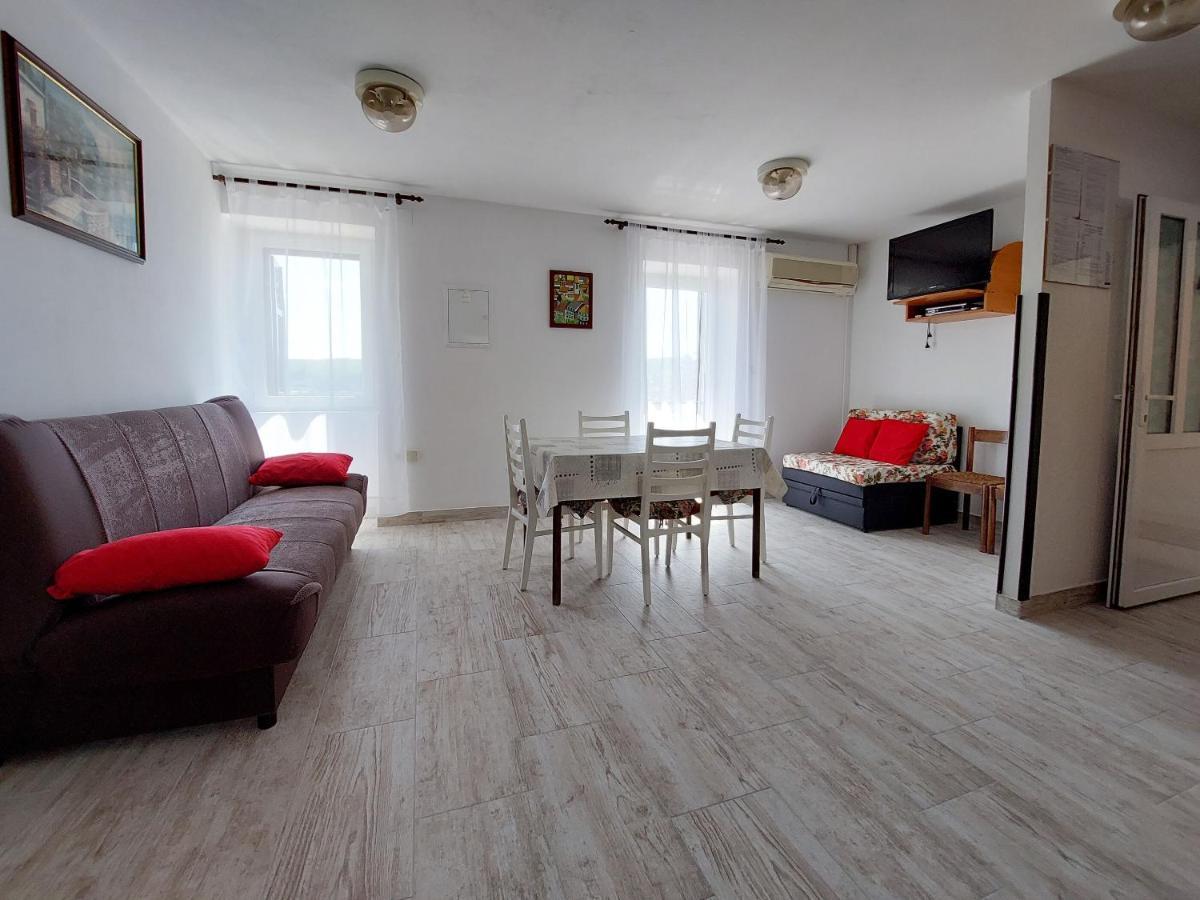 Apartments Ivan Čižići Extérieur photo